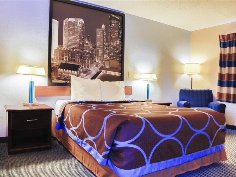 Super 8 By Wyndham Charlotte University Exterior foto